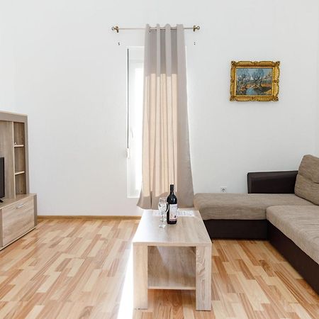 Vila Nikezic Sutomore Bagian luar foto