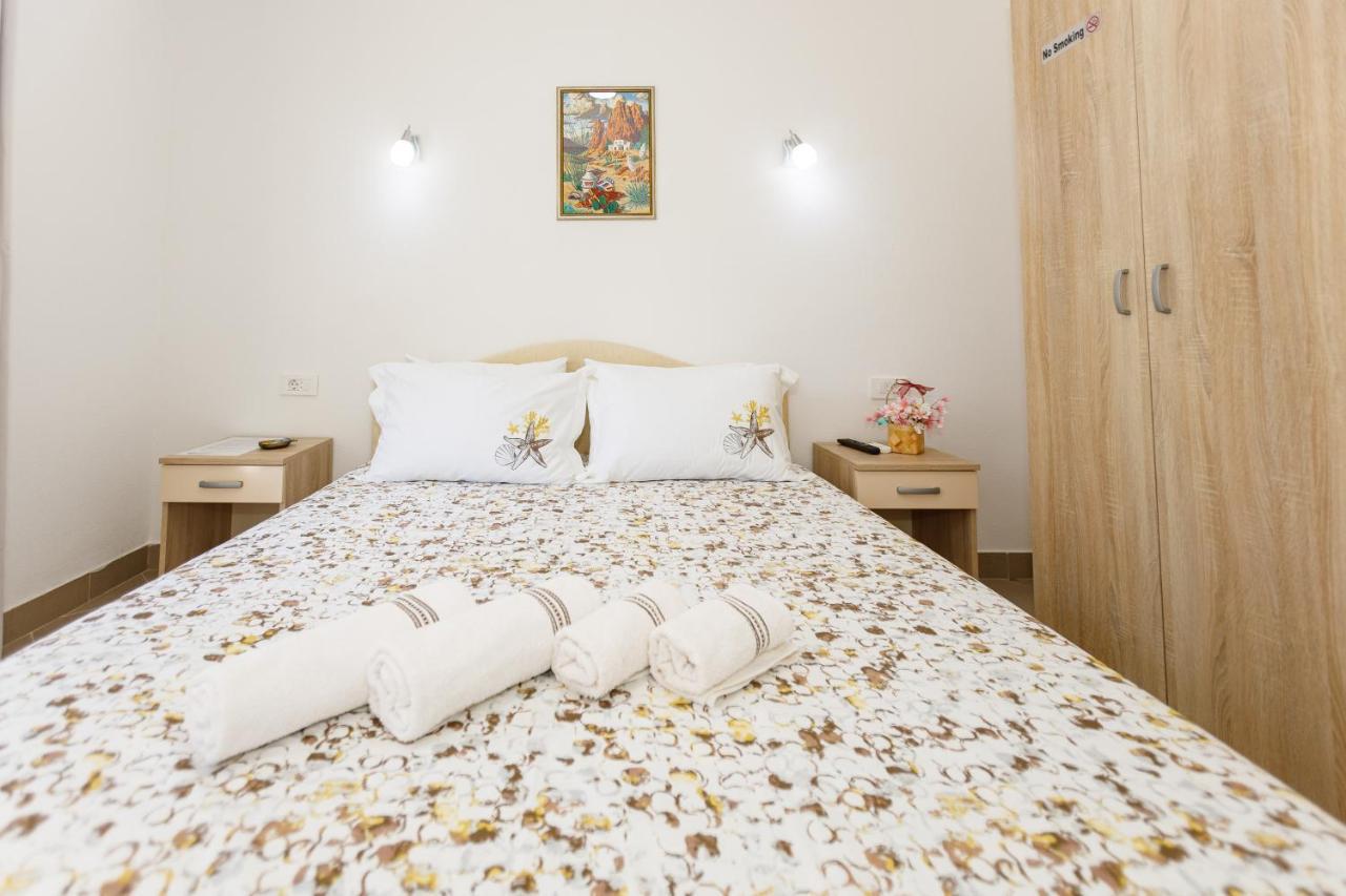 Vila Nikezic Sutomore Bagian luar foto
